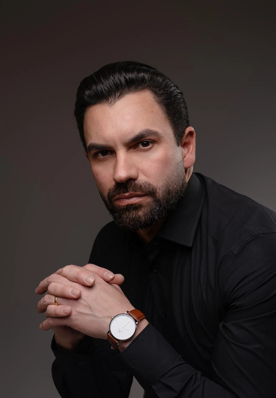 Alex Paz, barbeiro e empreendedor